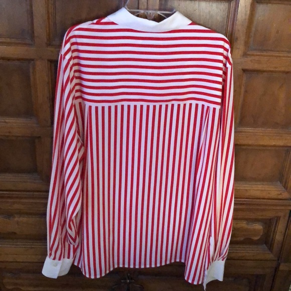 Vintage Liz Claiborne silk like polyester blouse. Size 10 - Picture 2 of 5